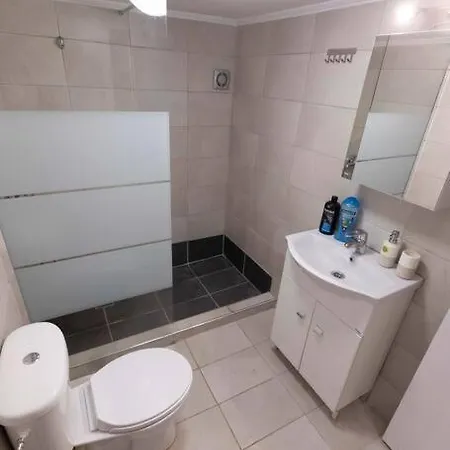 Apartment The Brand New House Meets The Ideal Location Apt2